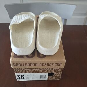 NIB Woolloomooloo Sandal